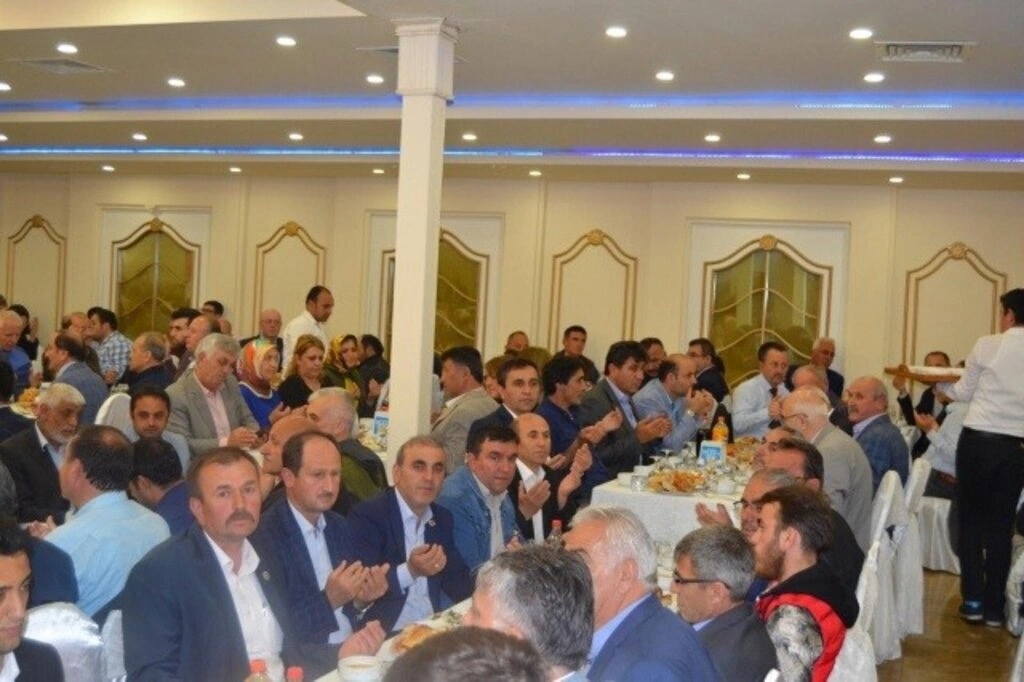 MHP Samsun İl Başkanlığı İftar Programı Fotoğrafları