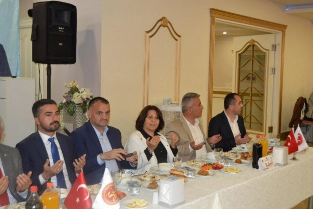 MHP Samsun İl Başkanlığı İftar Programı Fotoğrafları