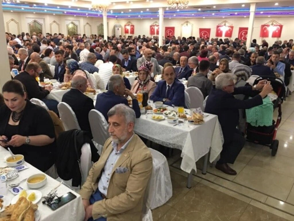 MHP Samsun İl Başkanlığı İftar Programı Fotoğrafları