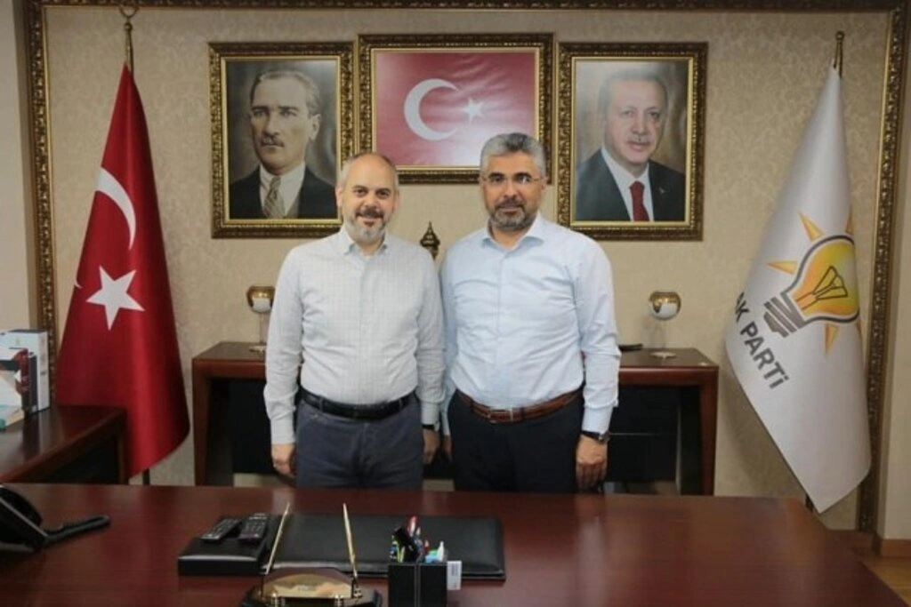 AK PARTİ SAMSUN BAYRAM'DA HERKESLE KUCAKLAŞTI