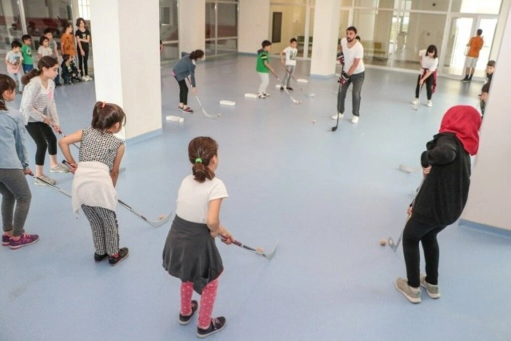 SAMSUN'DA BUZ HOKEYİ BRANŞININ ALT YAPI TEMELİ ATILDI