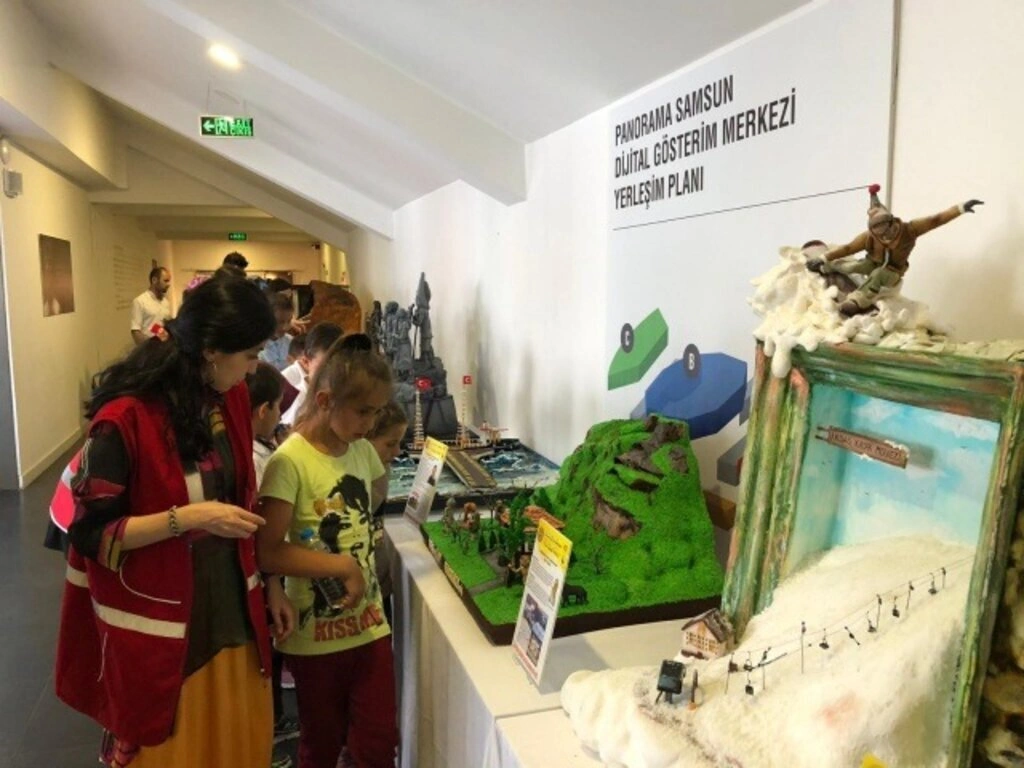 Genç Kızılay ile Bahçeşehir hayal biriktirdi!