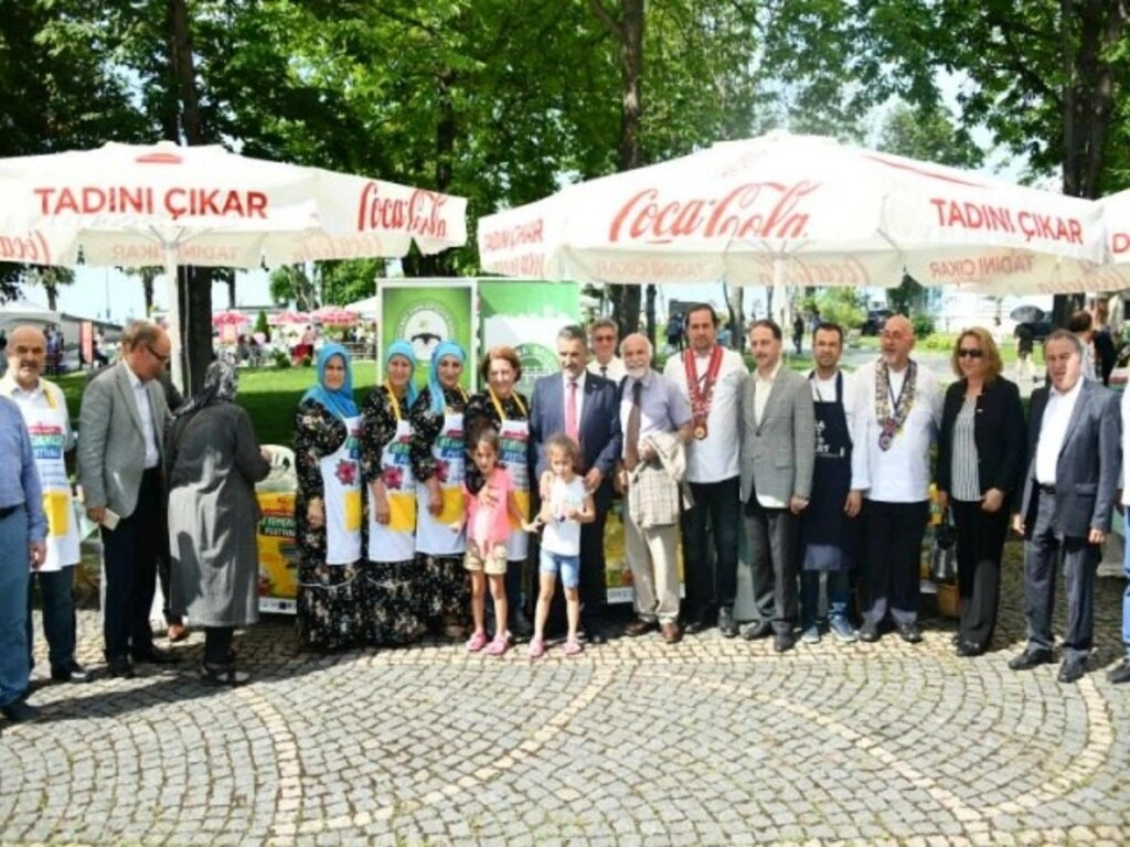 Yöresel Ot Yemekleri Festivali Samsun'da düzenlendi