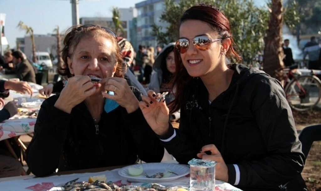 Atakum'da Hamsi festivalinde 3 ton hamsi ikram edildi