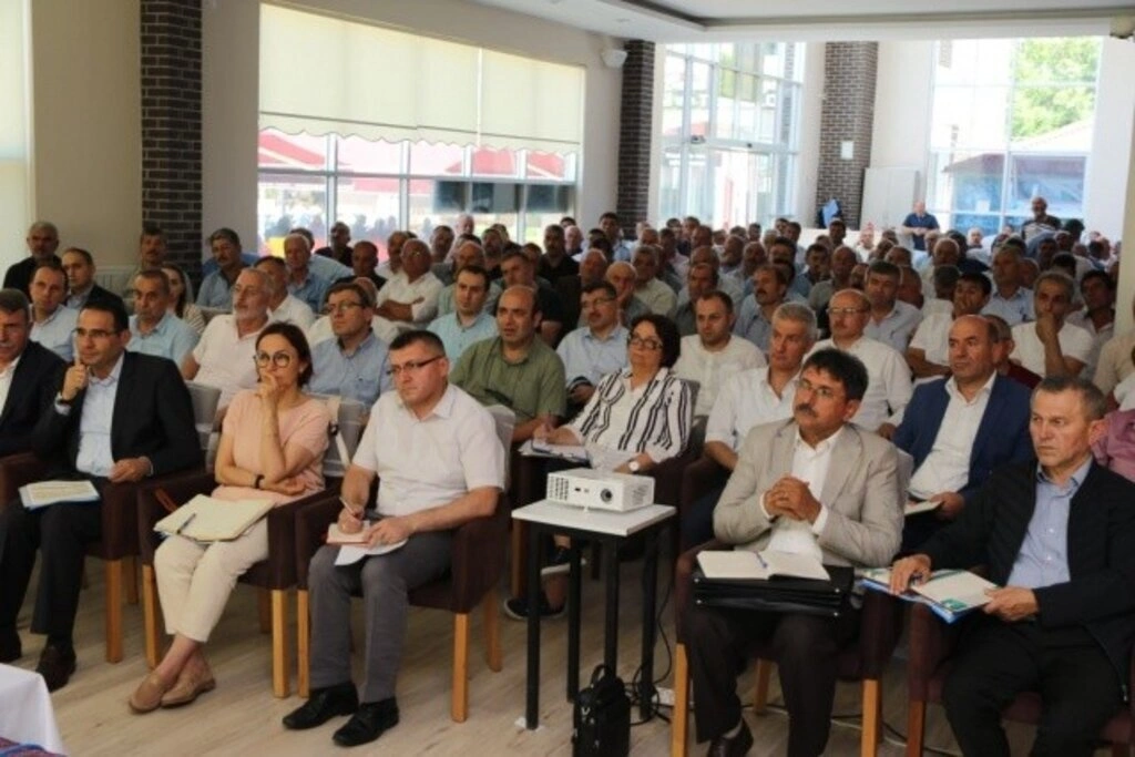 BAŞKANLAR VE MUHTARLAR ELELE GÜNDEM: BAFRA