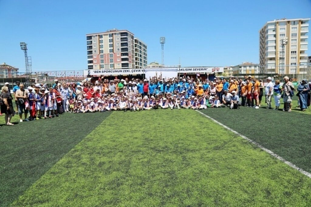 Atakum Belediyespor'da görkemli açılış