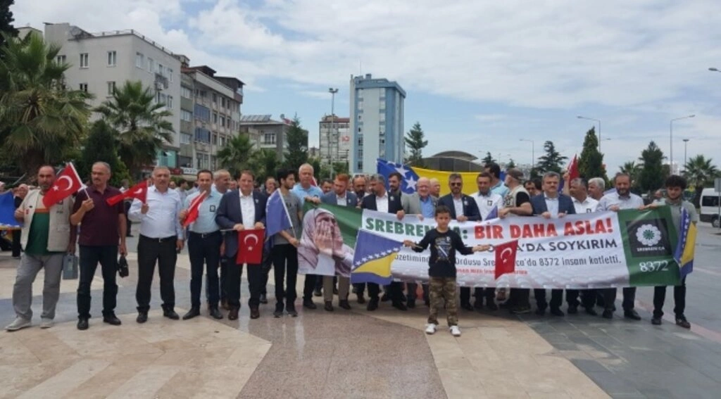 Samsun'dan Srebrenitsa soykırımına tepki yürüyüşü yapıldı