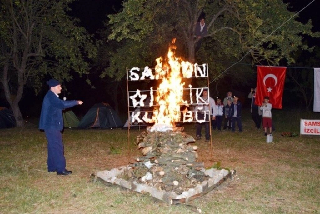 Samsun Yıldız Gençlik'ten Baba Oğul İzci Kampı