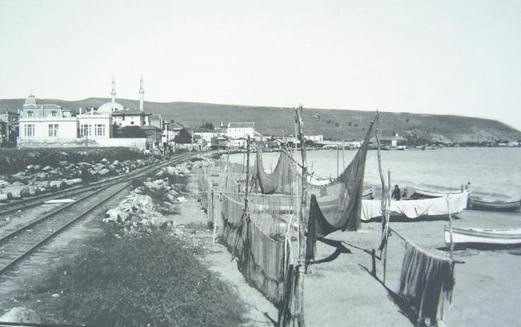Samsun'un tarihi eski fotoğrafları - Birçok tarihi belge ve arşivlerden derlediğimiz, Samsun Limanı, Samsun Dolgu Sahası, Samsun Fuarı ve bugünlerde yıkımı