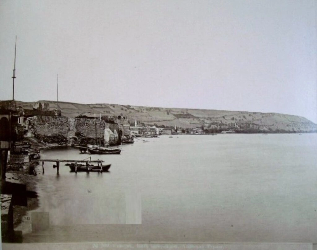 Samsun'un tarihi eski fotoğrafları - Birçok tarihi belge ve arşivlerden derlediğimiz, Samsun Limanı, Samsun Dolgu Sahası, Samsun Fuarı ve bugünlerde yıkımı