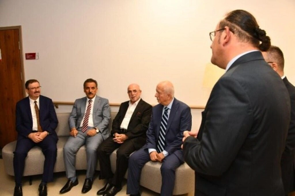 Büyük Anadolu Hastaneleri yeni hizmet binası tanıtılıyor