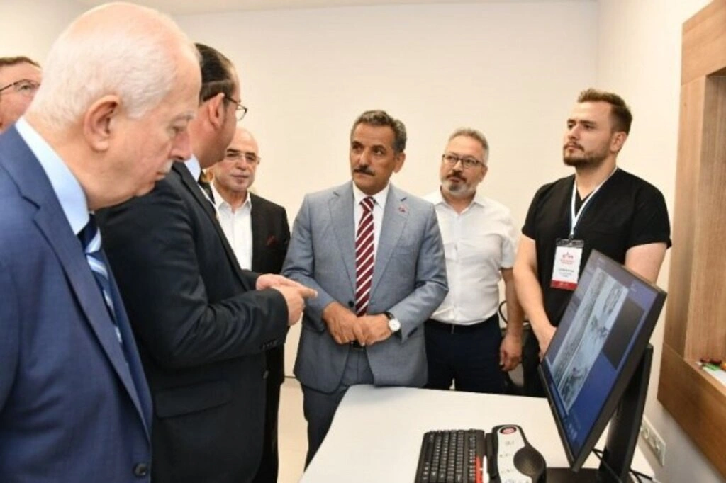 Büyük Anadolu Hastaneleri yeni hizmet binası tanıtılıyor