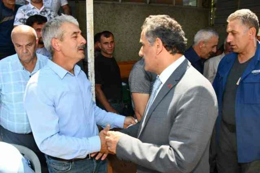 3 kuzen gözyaşlarıyla toprağa verildi