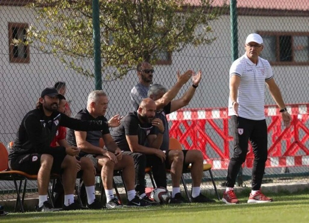 Samsunspor Pazarspor ile 1-1 berabere kaldı