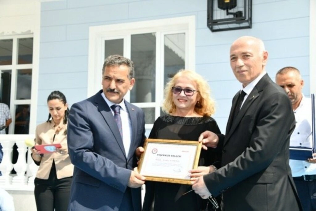 Dursun Korkmaz İlkokulu ve Ortaokulu Tekkeköy'de açıldı