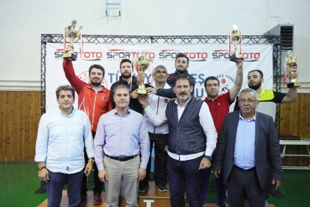 Samsun Yakakent Belediye Spor Kulübü'nden büyük başarı