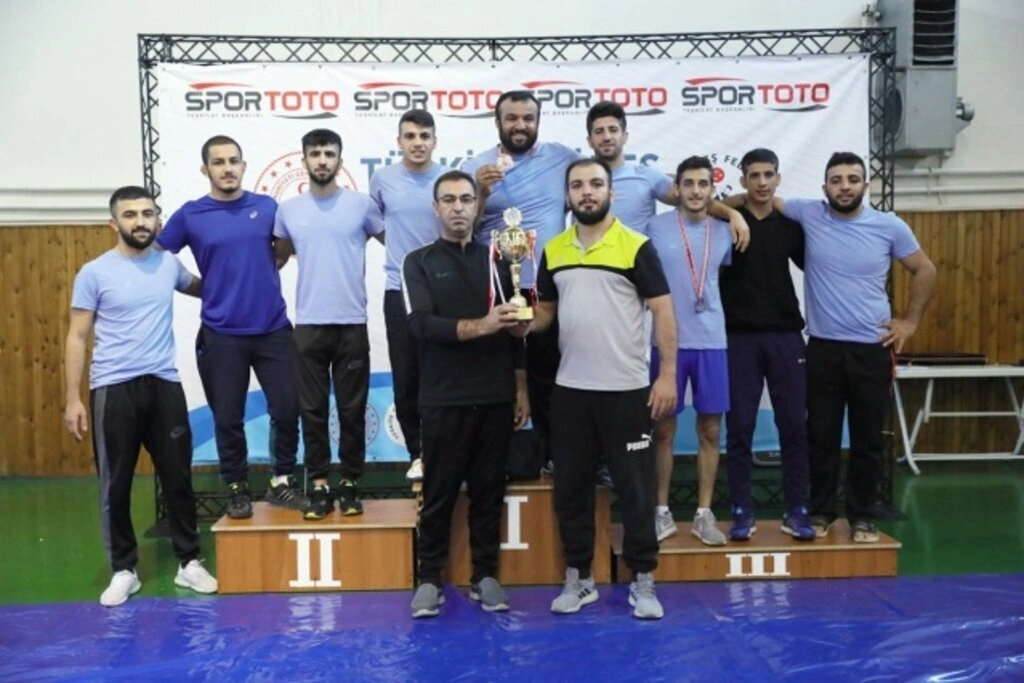 Samsun Yakakent Belediye Spor Kulübü'nden büyük başarı