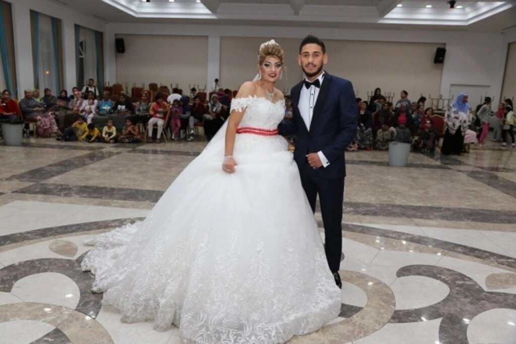 Edanur Kispet ve Ömercan Gezginci dünyaevine girdi