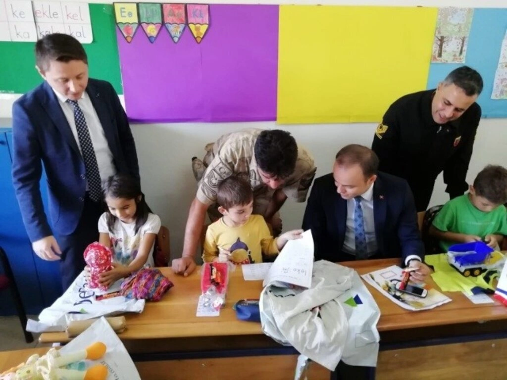 SALIPAZARI PROTOKOLÜN'DEN DÜNYA KIZ ÇOCUKLARI GÜNÜ ZİYARETİ