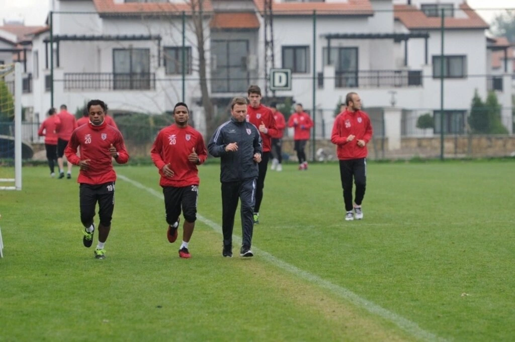Samsunspor Antalya kampı devam ediyor