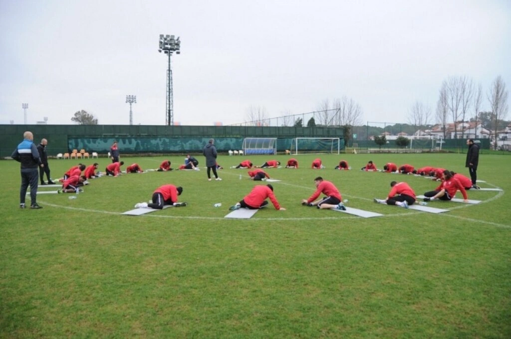 Samsunspor Antalya kampı devam ediyor