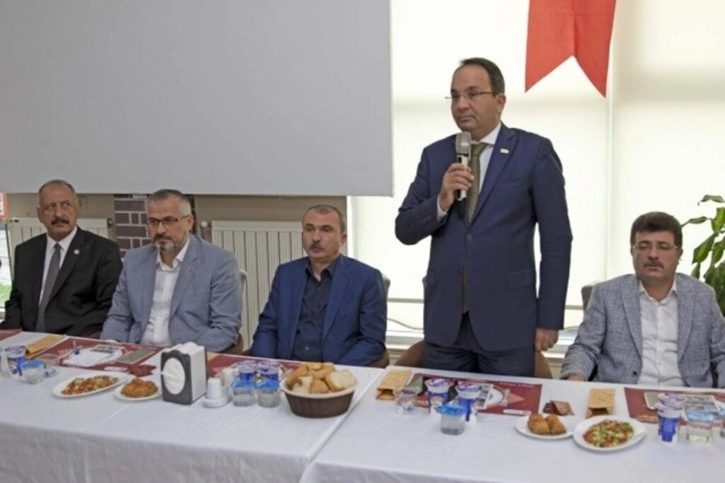 BAFRA'DA MUHTARLAR GÜNÜ KUTLANDI