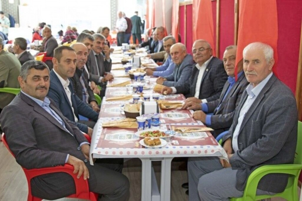 BAFRA'DA MUHTARLAR GÜNÜ KUTLANDI