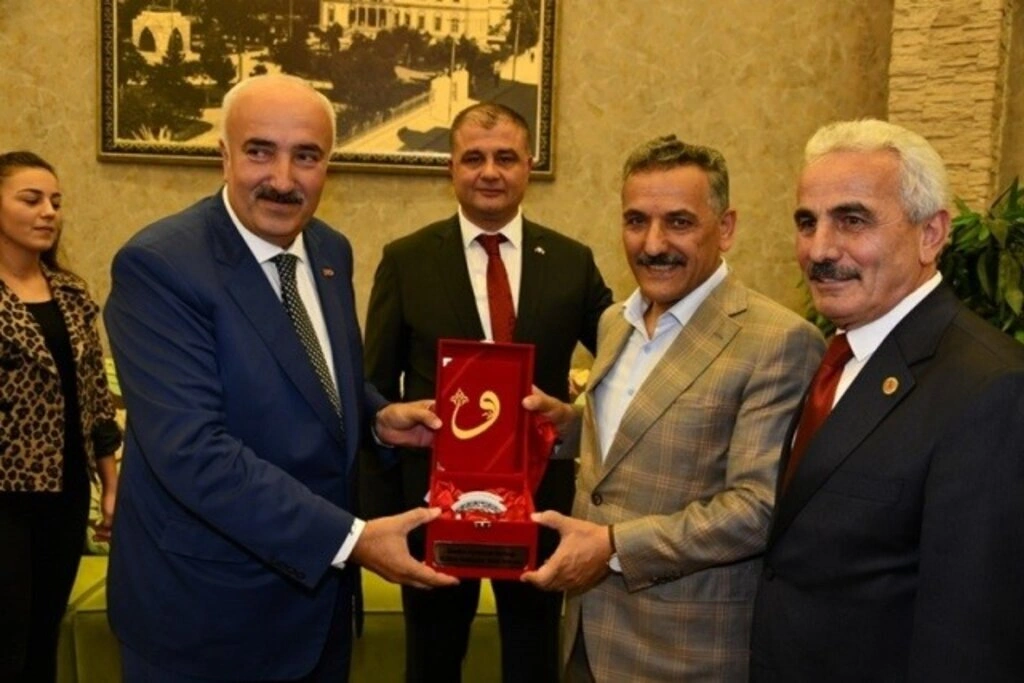 Muhtarlar Günü kapsamında Sevgi Kafe’de akşam yemeği düzenlendi