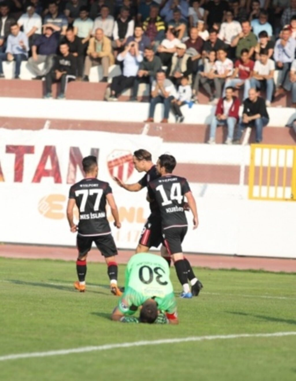 Samsunspor İnegölspor'u tek golle geçti