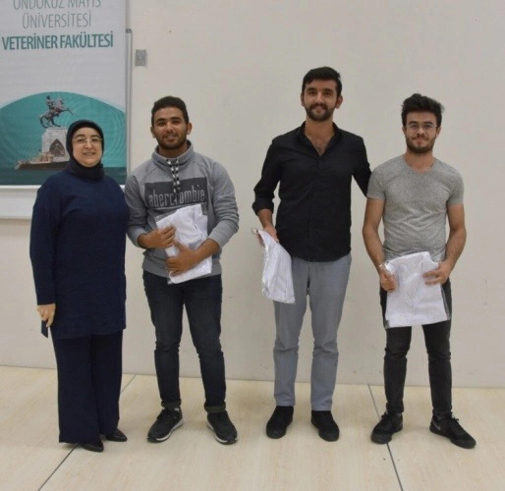 Veteriner Hekim Adayları Önlüklerini Giydi