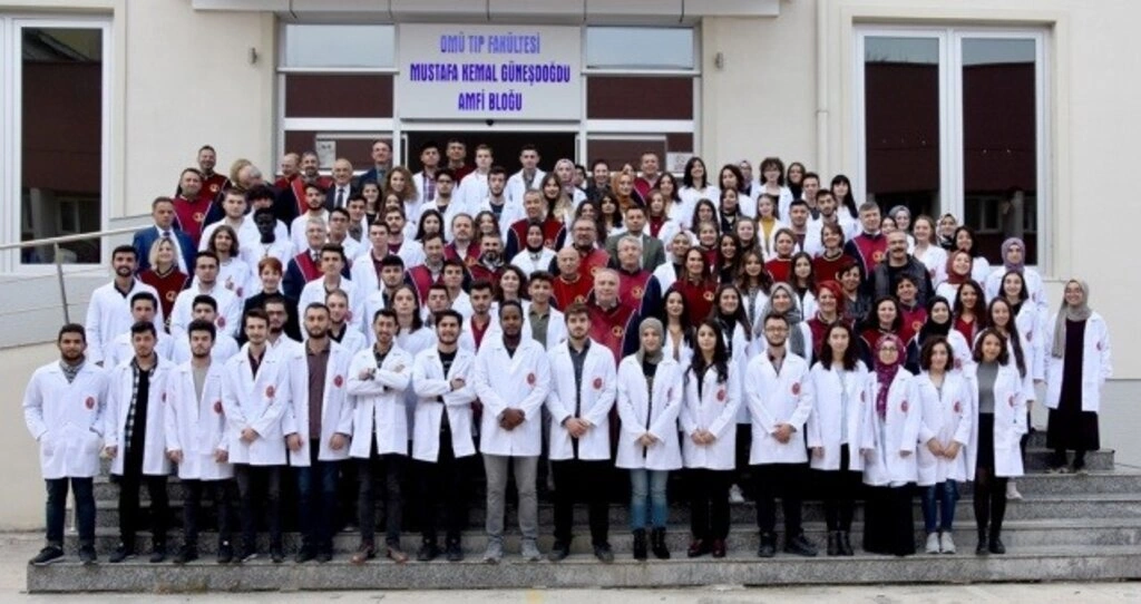 Veteriner Hekim Adayları Önlüklerini Giydi