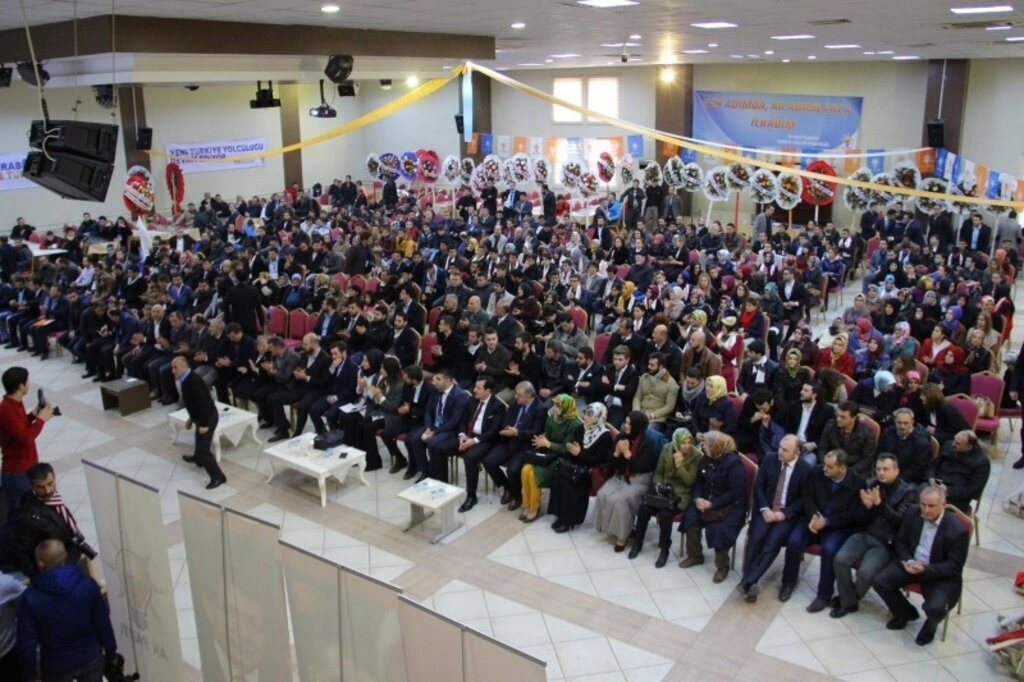AK Parti İlkadım İlçe Gençlik Kolları 2. Olağan Kongresi