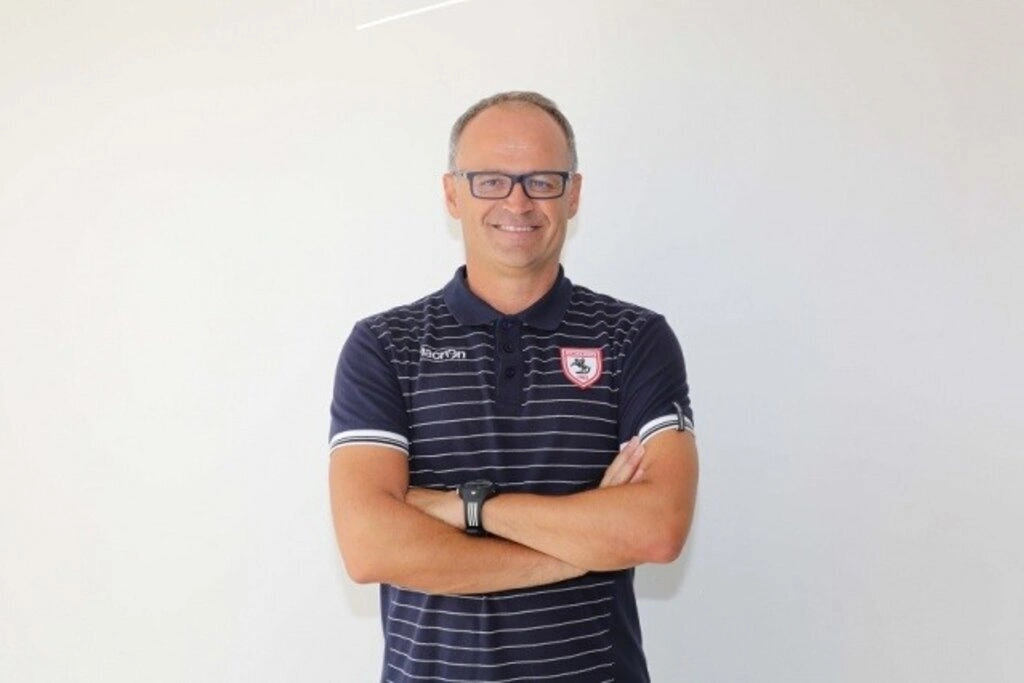 Samsunspor'da şok istifa, İrfan Buz istifa etti