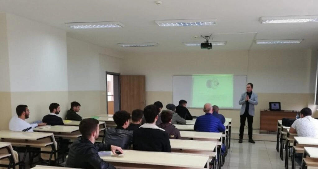 OMÜ’de Usta Öğreticiler Ders ve İş Başında