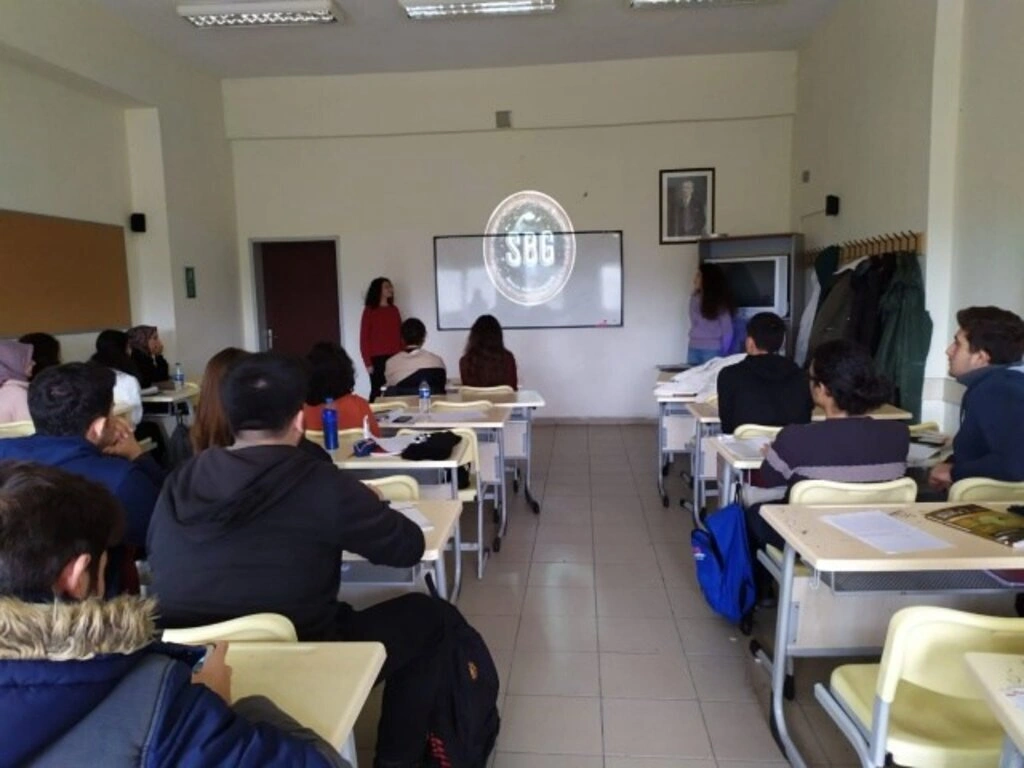 ÖDGO ve SBG’den Tıp Fakültesi Hazırlık Öğrencilerine Bilgilendirme Sunumları