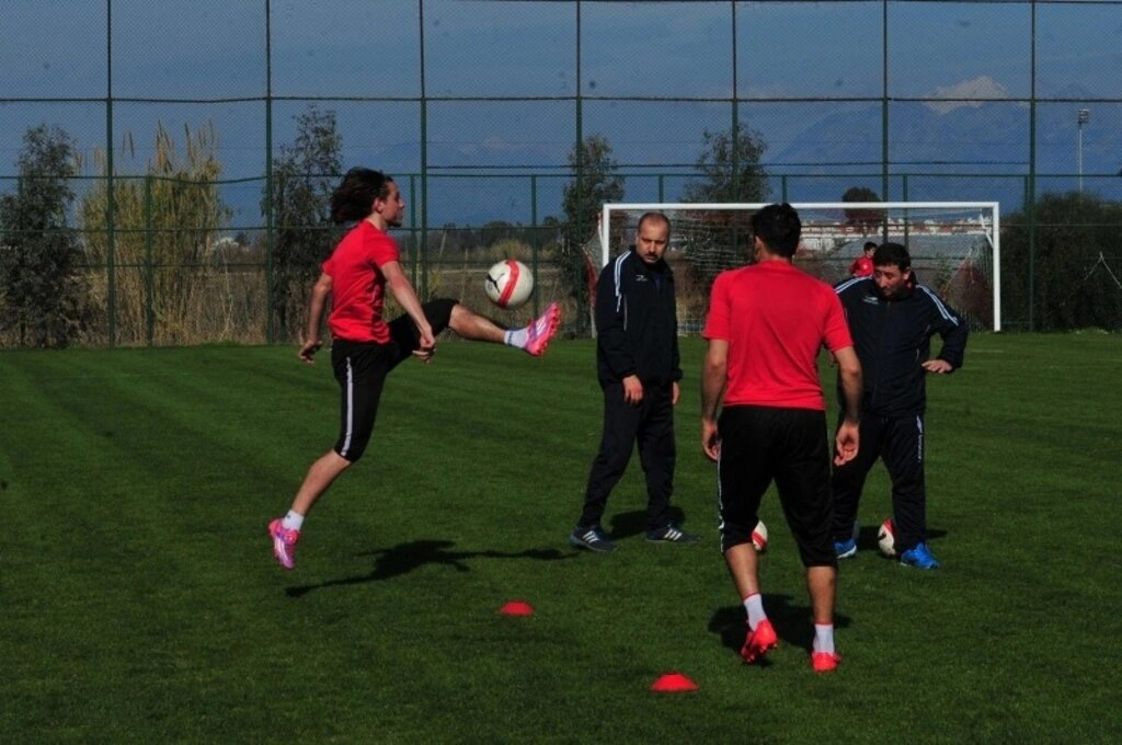 Samsunspor Antalya Kampı Devam Ediyor