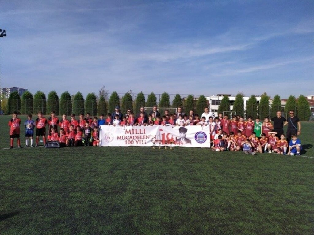 Çarşamba'da 29 Ekim Cumhuriyet kupası futbol turnuvası