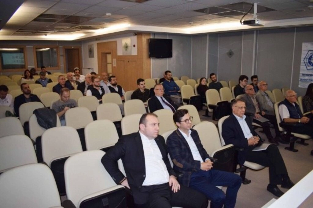 ENDÜSTRİYEL ISI POMPALARI SEMİNERİ DÜZENLEDİ