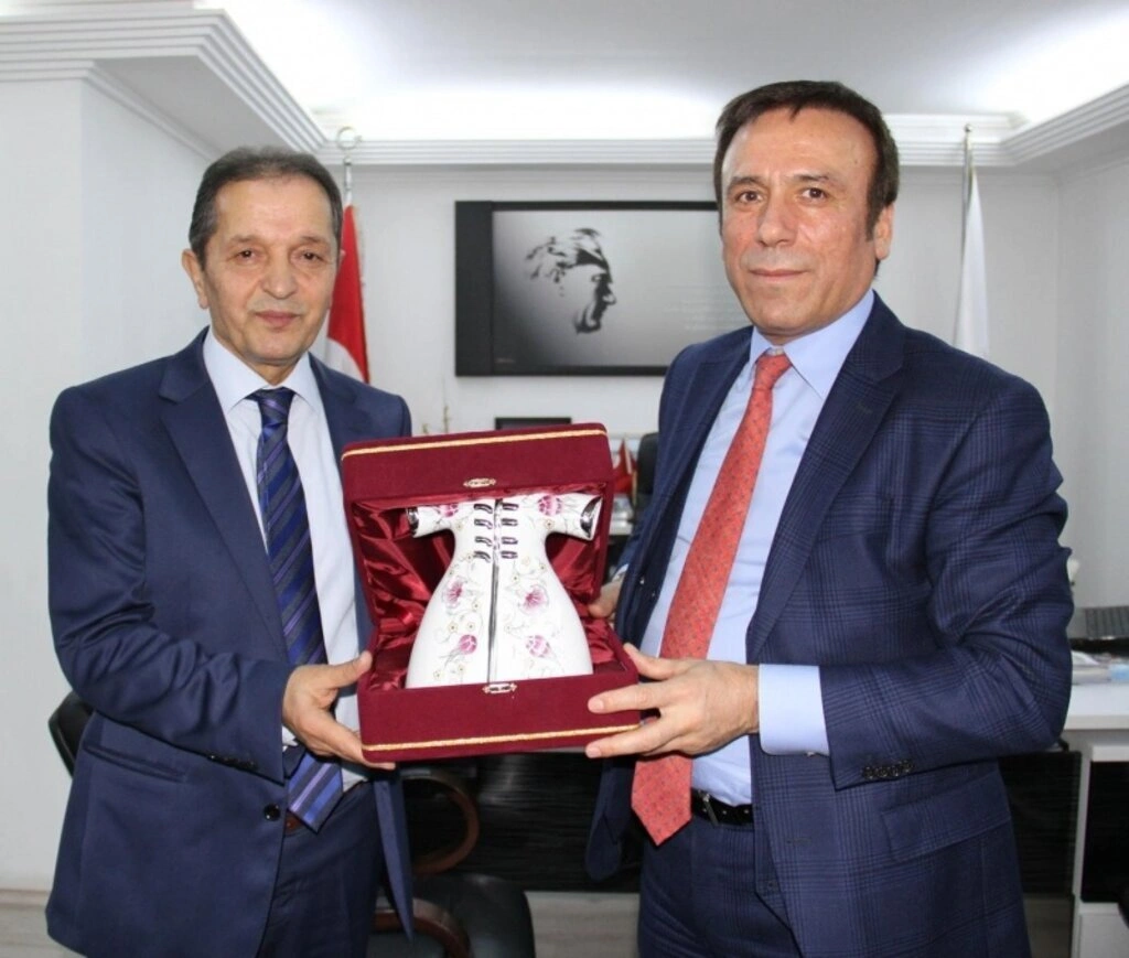 Canik Belediye Başkanı Osman Genç Sinop'ta