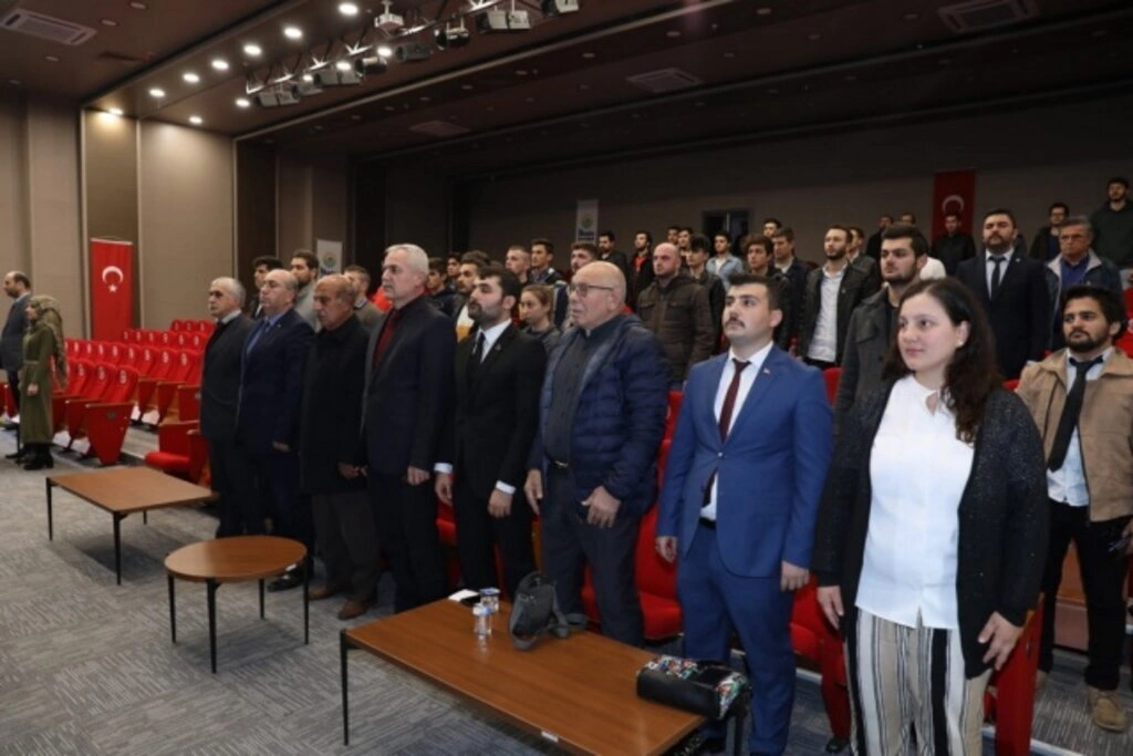 Bilgehan Yahya Atasoy İlkadım Kent Konseyi Gençlik Meclisi Başkanı oldu