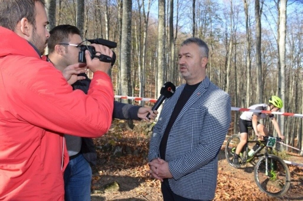 Nebiyan Doğa Festivali'nde dağ bisikleti yarışı nefesleri kesti
