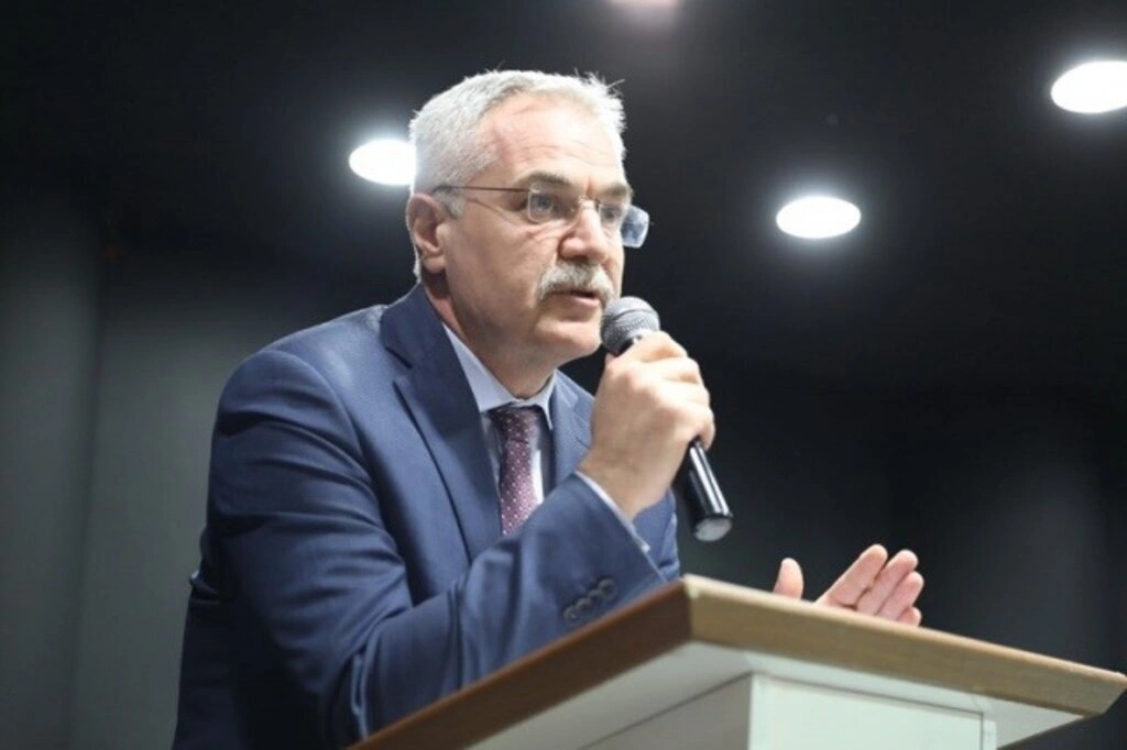 İlkadım Belediyesi'nden Öğretmenler Günü Kutlaması