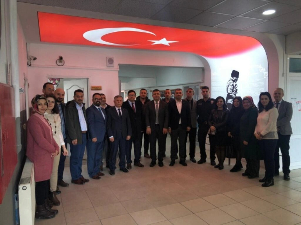 Alaçam Kızlan İlköğretim Okulu’nun onarımı ve eksikleri tamamlandı