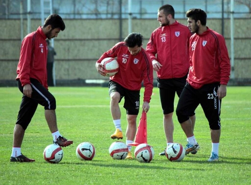 Samsunspor'da galibiyet sevinci