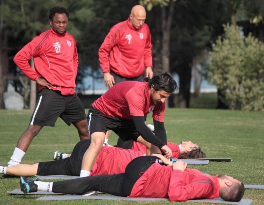 Samsunspor'da galibiyet sevinci