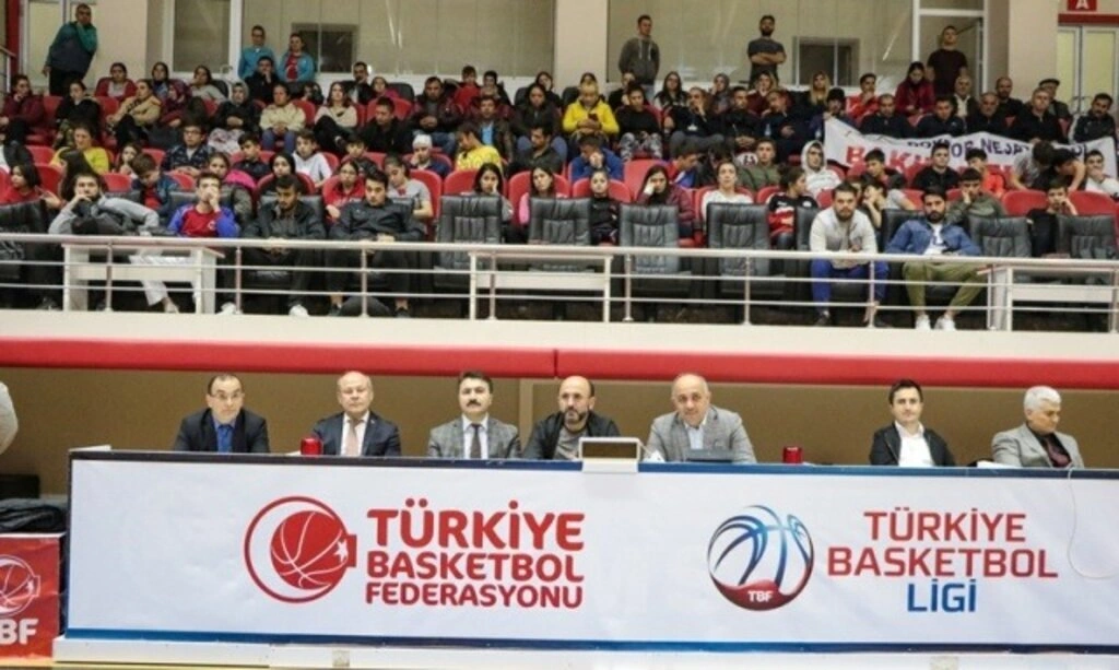 Samsun protokolü ile engelliler çeşitli branşlarda turnuva yaptılar