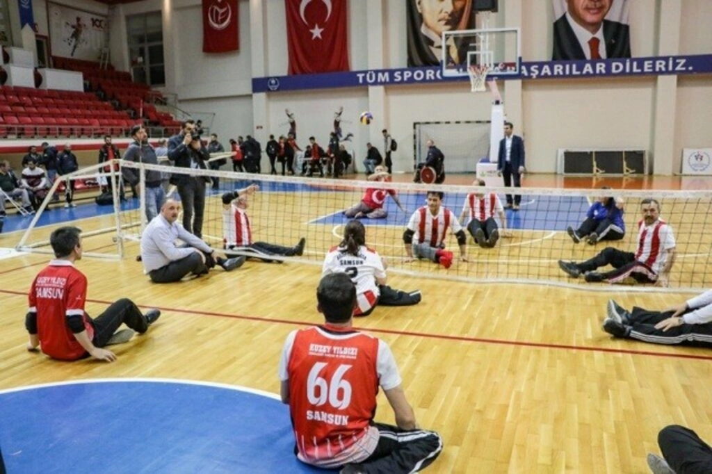 Samsun protokolü ile engelliler çeşitli branşlarda turnuva yaptılar
