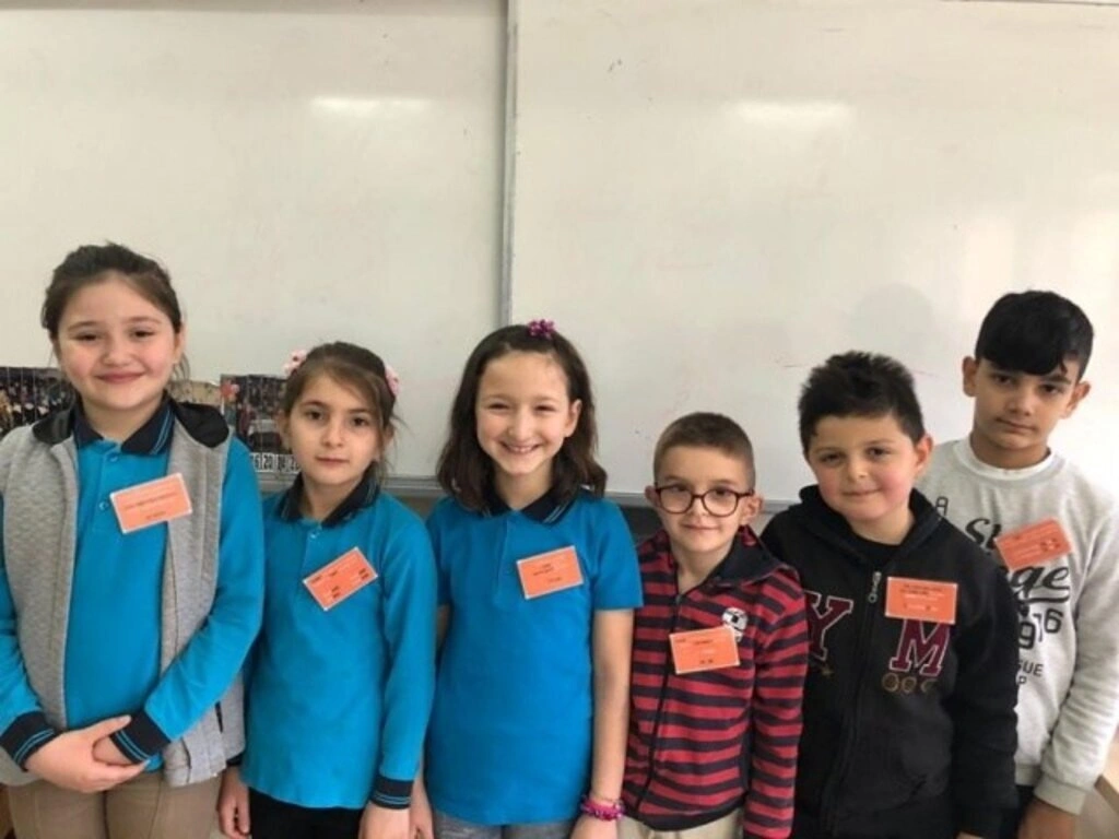 Ayvacık İlk ve Ortaokulu'ndan Türkçe Yakamdan Düşmüyor etkinliği