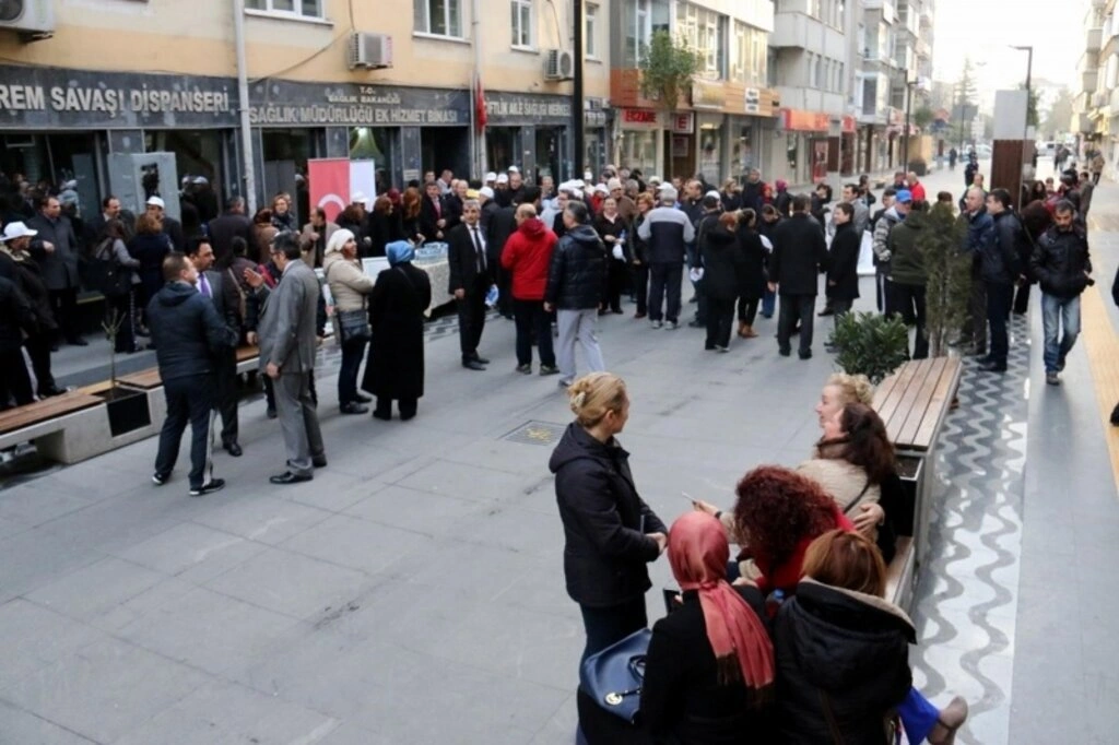 Samsun'da sağlıklı beslenme ve hareketli yaşam yürüyüşü yapıldı