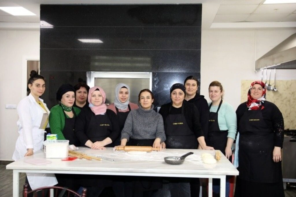 İlkadım Aşçılık Kursları Meslek Edindiriyor